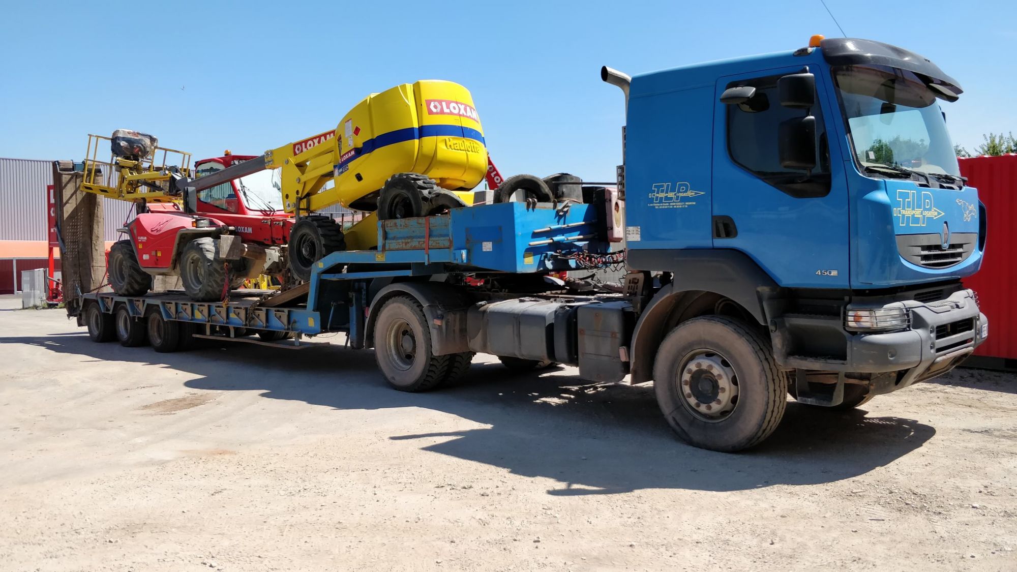 Les avantages de la location de camion pour vos travaux publics